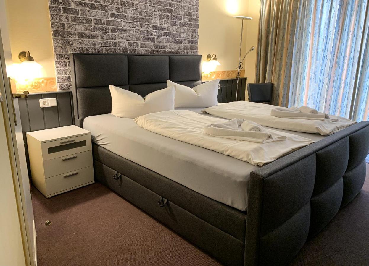 Double Room Private Bathroom