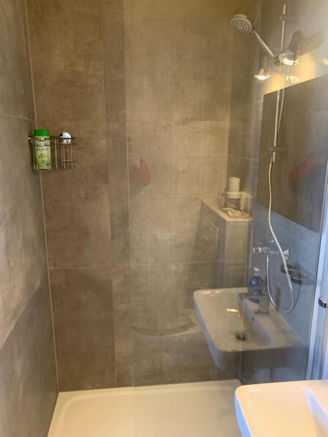 Double Room Private Bathroom