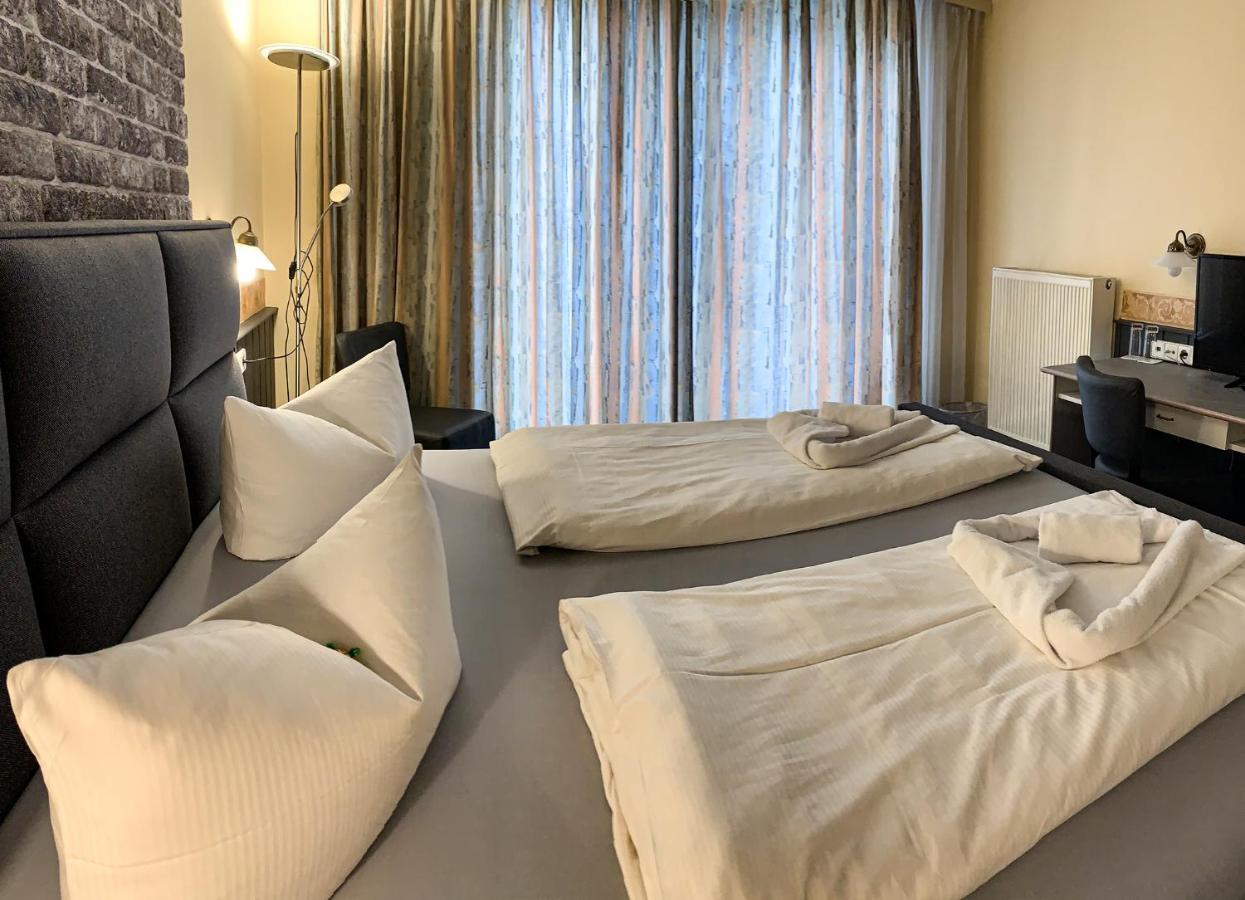 Double Room Private Bathroom