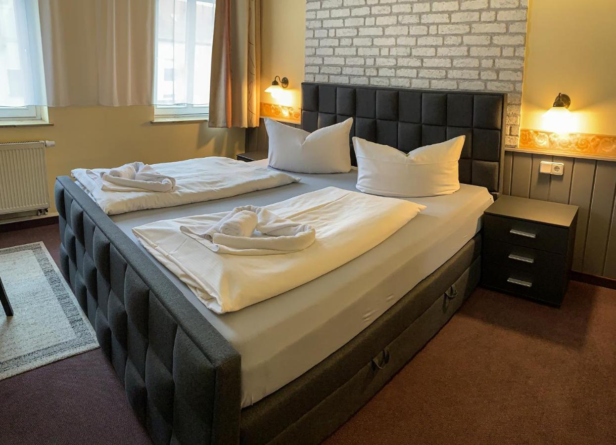 Double Room Private Bathroom